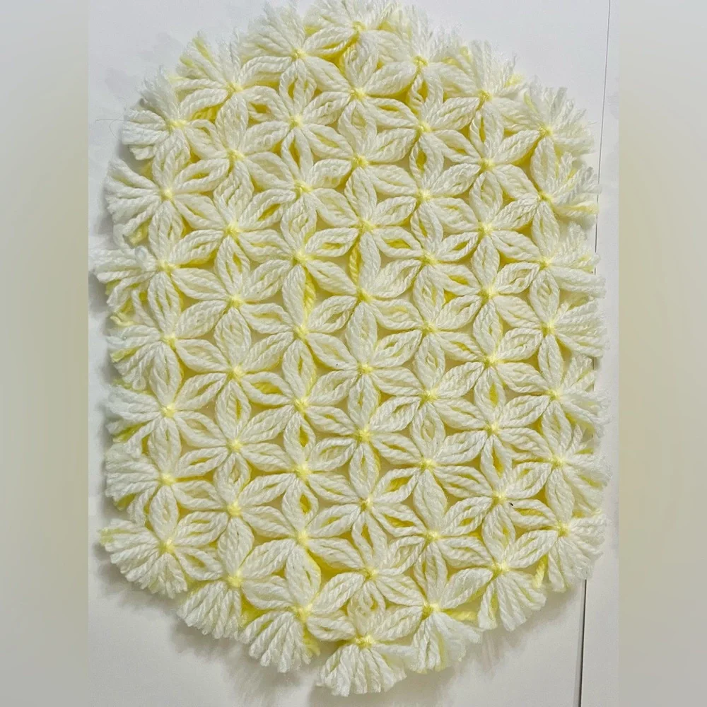 Hand Crocheted Daisy Yellow And White Placemat Doilies 60s 70s Cottagecore Set